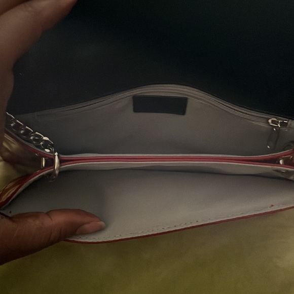 Beijo Red Clutch Shoulder Bag - Picture 4 of 7